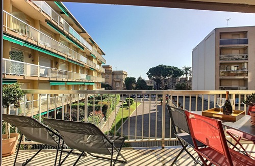 Antibes Old Town Apartment | Charming 2 rooms - 100m to the sea - Flex Cancel