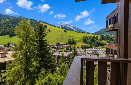 La Clusaz Apartment | Charming 3-room apartment, pets allowed, mountain ambiance