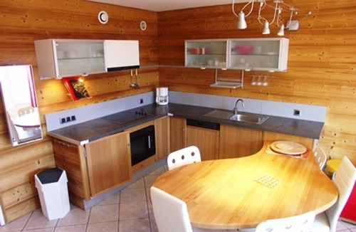 Orcieres-Merlette Apartment | Charming 3-room, pets allowed, 700m from slopes, 6 people, bedding included in winter