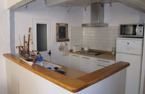 Rustrel Apartment | Charming apartment at the foot of the Luberon ochres