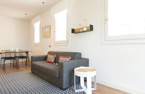 Vallcarca i els Penitents Apartment | CHARMING APARTMENT IN GRÀCIA WITH BALCONY AND OPTIONAL PARKING FOR 4