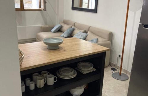 Cabries Apartment | Charming apartment in a Provençal village