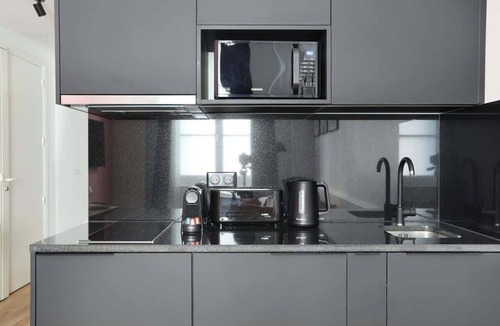 Paris City Center Apartment | Charming apartment Louvre Museum/Concorde