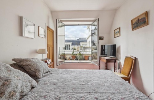 Parc-de-Montsouris Apartment | Charming apt for 5 people in Paris by Weekome
