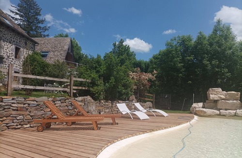 Paulhenc House | Charming atypical family gite