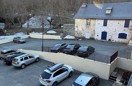 Luz-Saint-Sauveur Apartment | Charming, cosy T2 with breathtaking view of the Cirque de Gavarnie