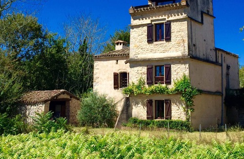 Penne Cottage | charming cottage in an 18th century dovecote, 4 to 6 people