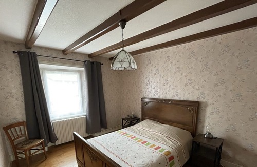 Cistrieres House | Charming cottage in the heart of the village and greenery