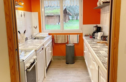 Millancay Cottage | Charming Countryside Cottage with Private Lake, Terrace, and Modern Amenities