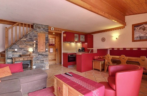 Aime Apartment | Charming duplex near slopes with pool and fitness