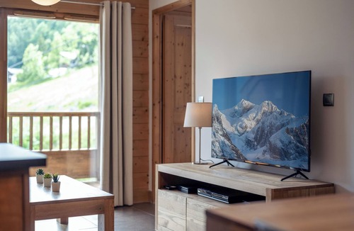 Champagny-en-Vanoise Apartment | Charming flat - SKI IN/OUT - CHAMPAGNY LA PLAGNE - Linen included