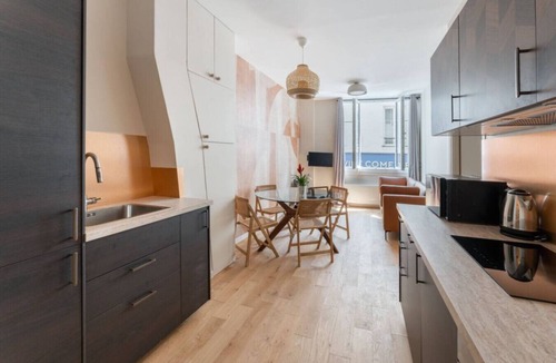 Quartier du Faubourg-Montmartre Apartment | Charming home in heart of PARIS!Opera/Eurostar 4pers