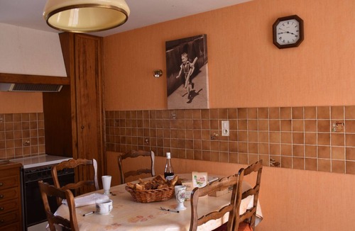 Auzon Communaute Cottage | Charming House in Saint-Hilaire: Nature Retreat Near Puy-de-Dôme