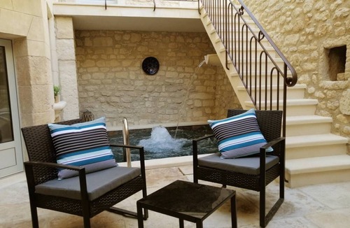 La Garde-Adhemar House | Charming house with swimming pool