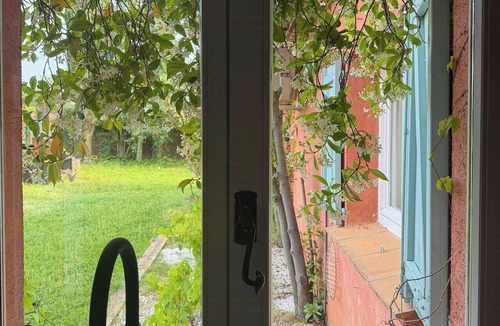 Perelada House | Charming House with Gardens and Pool in Empordà