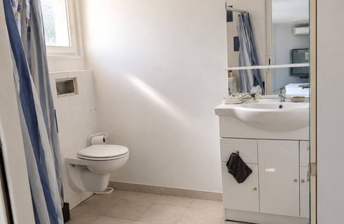 Bompas Condo | Charming Little House on a Private Property