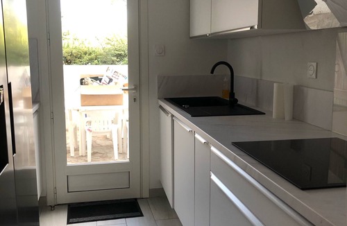 Saint-Cyprien Plage Villa | Charming, peaceful villa near the beach
