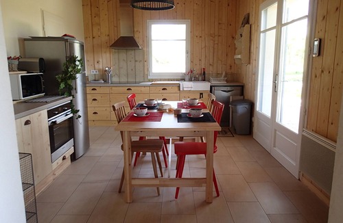 Hostens House | Charming renovated Landes house: La Bergerie