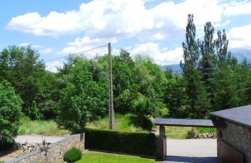 Bellver de Cerdanya Cottage | Charming stone and wood house maximum 10 people