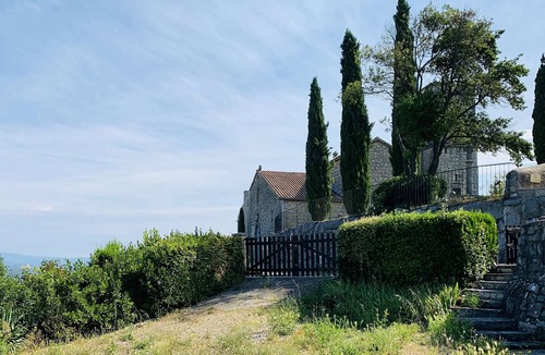 Sampzon House | Charming stone house with garden, WiFi, for 6 people - South Ardèche
