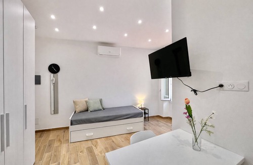 Old Town Condo | Charming studio in the heart of Menton's old town – Central location, everything within walking distance