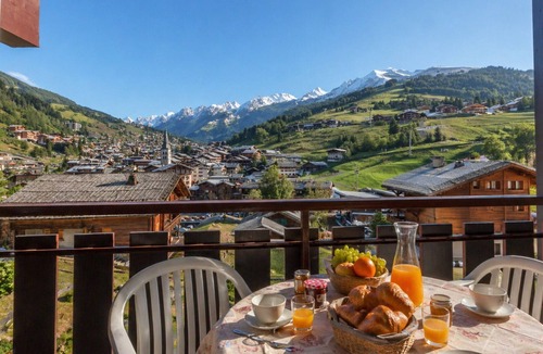 La Clusaz Apartment | Charming studio near slopes, pets allowed