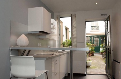 Quartier de Rochechouart Apartment | Charming studio near Montmartre