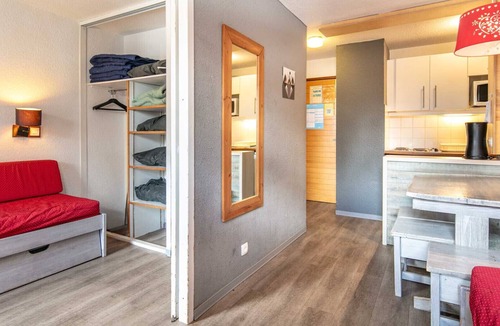 Val Claret Apartment | Charming Studio - Sleeps 4 - Right at the Foot of the Slopes