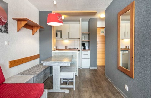 Val Claret Apartment | Charming Studio - Sleeps 4 - Right at the Foot of the Slopes