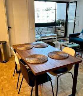 Quartier de la Roquette Apartment | Charming T2 with balcony near the Bastille