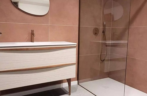 Bareges Apartment | Charming two-bedroom apartment in the center of Barèges, near the park