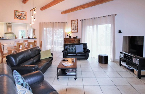 Savasse House | Charming vacation home with swimming pool in the Drôme Provençale.