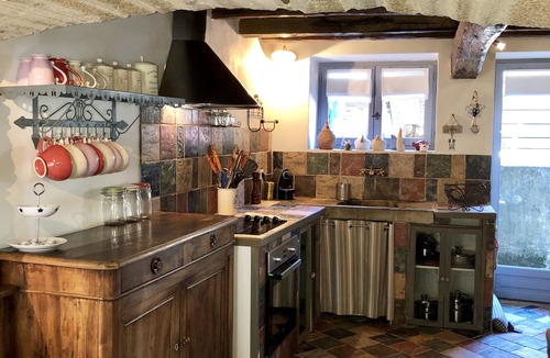 Courtauly House | Charming vacation rental with a hot tub near the Cathar Castles