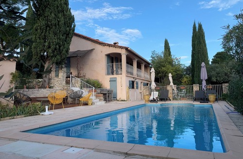 Flayosc Villa | Charming villa with beautiful garden and lovely view 300 m from the village.