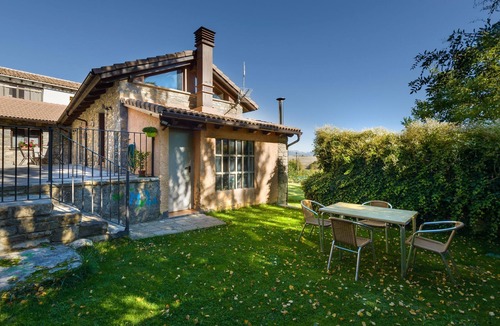 Jaca House | Charming village house