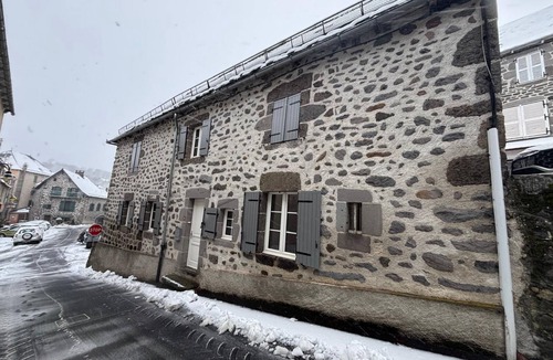 Pierrefort House | Charming village house Pierrefort