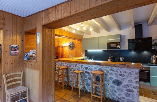 Cauterets House | Charming Village House with Private Courtyard, Fireplace & WiFi