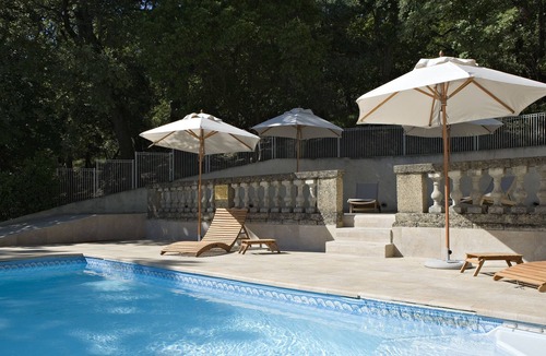 Rochegude Hotel | Chateau De Rochegude