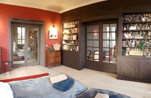 Saint-Christoly-Medoc Other | Château La Tour Blanche, surrounded by vineyards and 25 minutes from the beaches