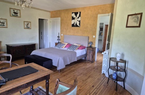 Vic-sur-Cere House | Chateau Ol Puech