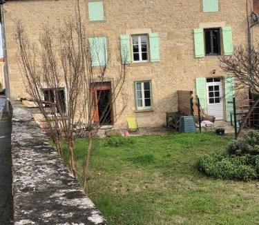 Saint-Donat-sur-l'Herbasse Bed & Breakfast | Chez Cathy