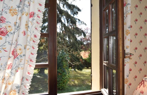 Villars-les-Dombes Bed & Breakfast | Chez Daniel et Zdenka – Cendrine Room