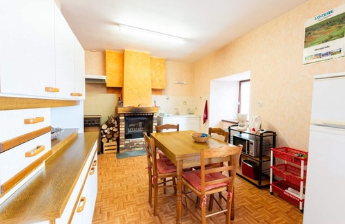 Saint-Denis-en-Margeride House | Chez Momo 2/4 persons