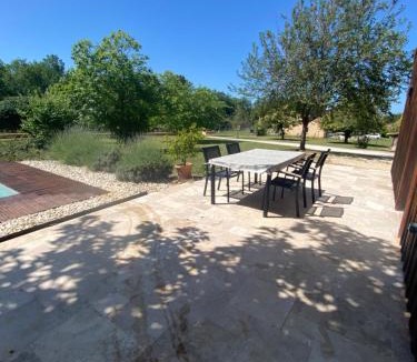 Saint-Amand-de-Coly House | chez Nat