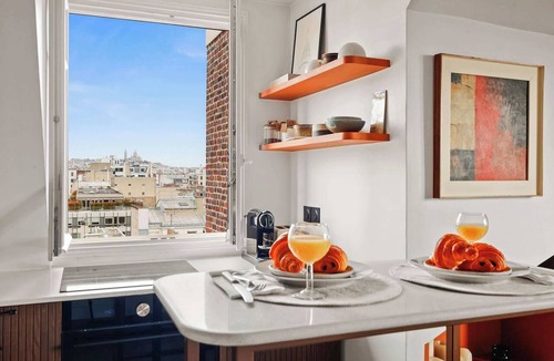 Faubourg-du-Roule Apartment | Chic 1BR Near Golden Triangle & Eiffel Tower