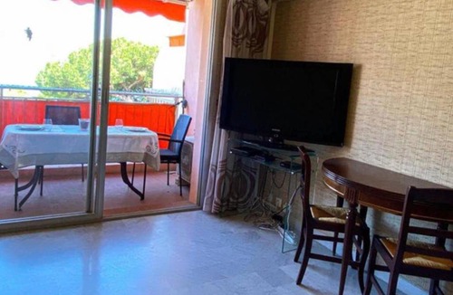 Roquebrune-Cap-Martin Apartment | Ciel et Mer, Agréable 4 couchages Bord de Mer Clim WIFI Balcon