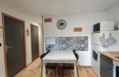 Cier-de-Riviere Apartment | Cier De Riviere "les Ours"