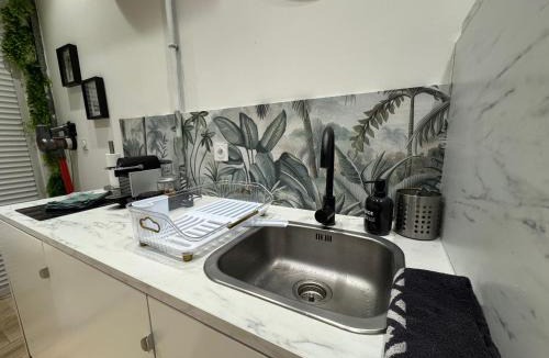 Charmettes - Bellecombe Apartment | Ciné Jungle Projecteur 4K cœur de Lyon 6