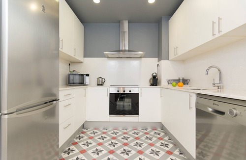 Ciutat Vella Apartment | Ciutadella - Three Bedroom Apartment, Sleeps 6
