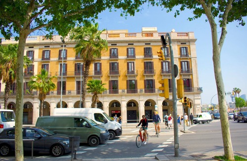Ciutat Vella Apartment | Ciutadella - Three Bedroom Apartment, Sleeps 6